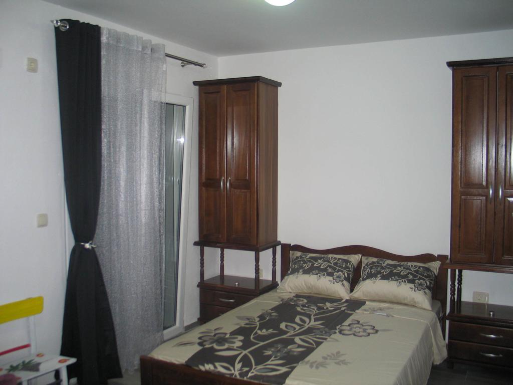 Guest House Dena Dobrá Voda Zimmer foto
