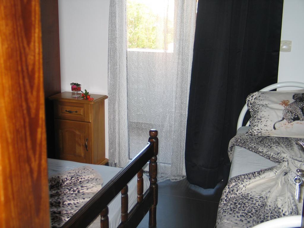 Guest House Dena Dobrá Voda Zimmer foto