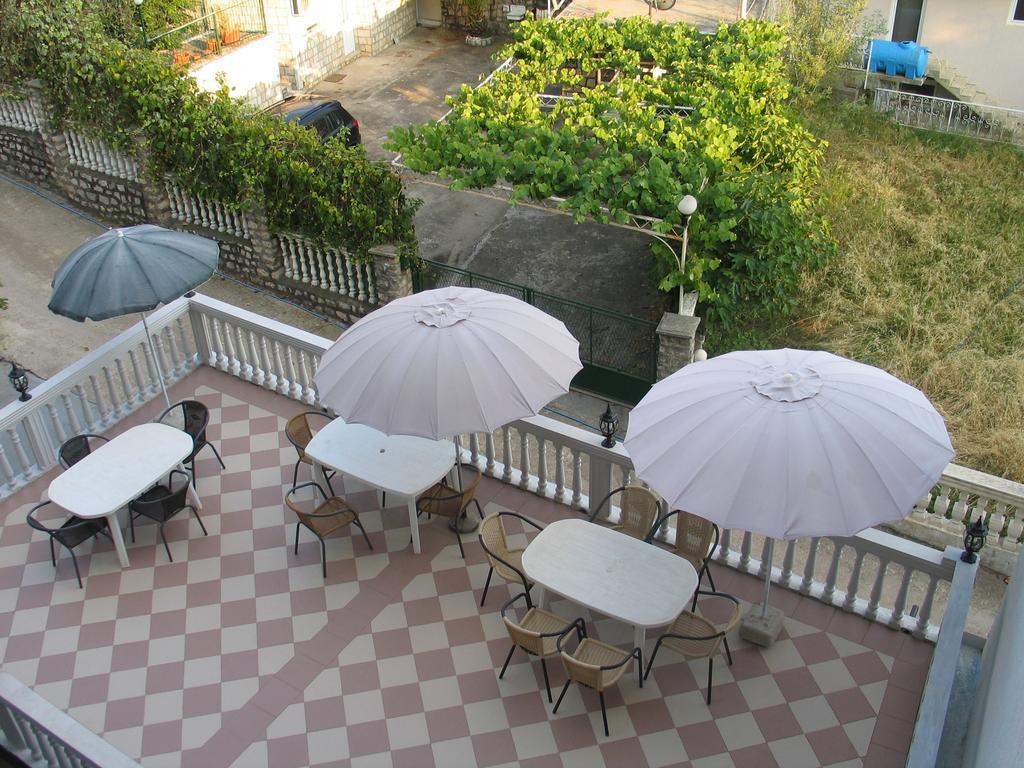 Guest House Dena Dobrá Voda Exterior foto