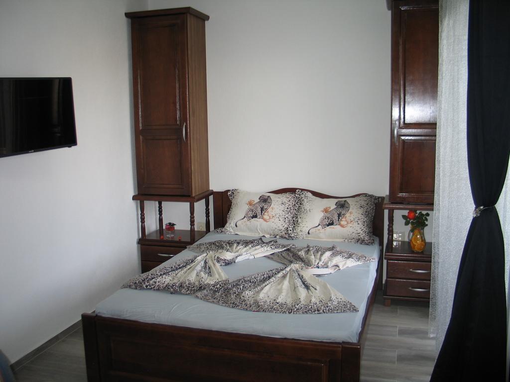 Guest House Dena Dobrá Voda Zimmer foto