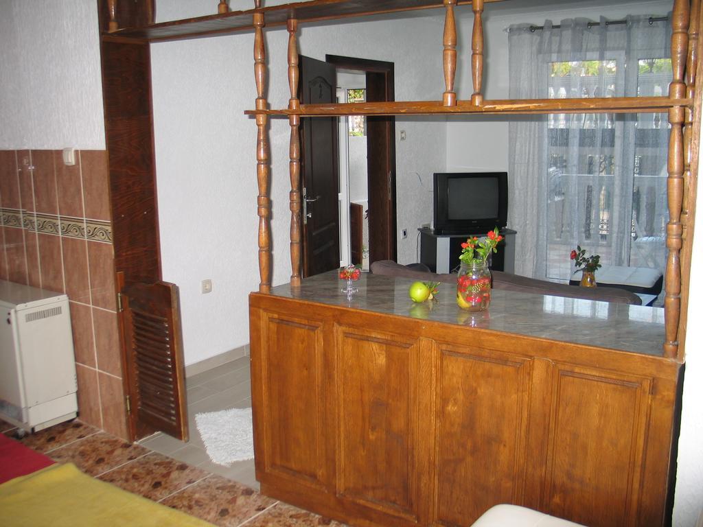 Guest House Dena Dobrá Voda Zimmer foto